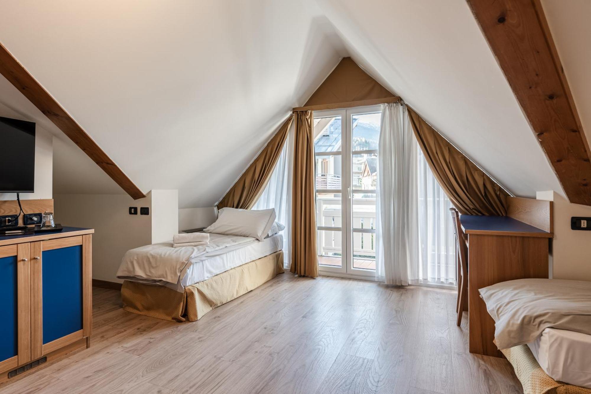 Hotel Garni Meledrio Дімаро Екстер'єр фото
